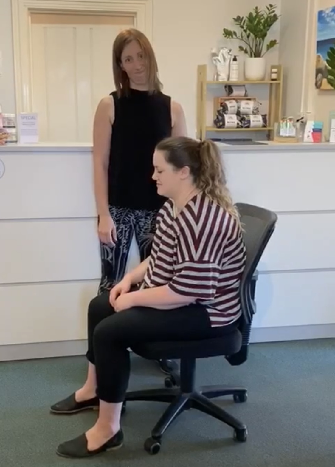 resilient health osteopath chiroprator massage sitting correct6